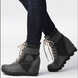 Sorel Lexie Wedge Waterproof Boots Size 7